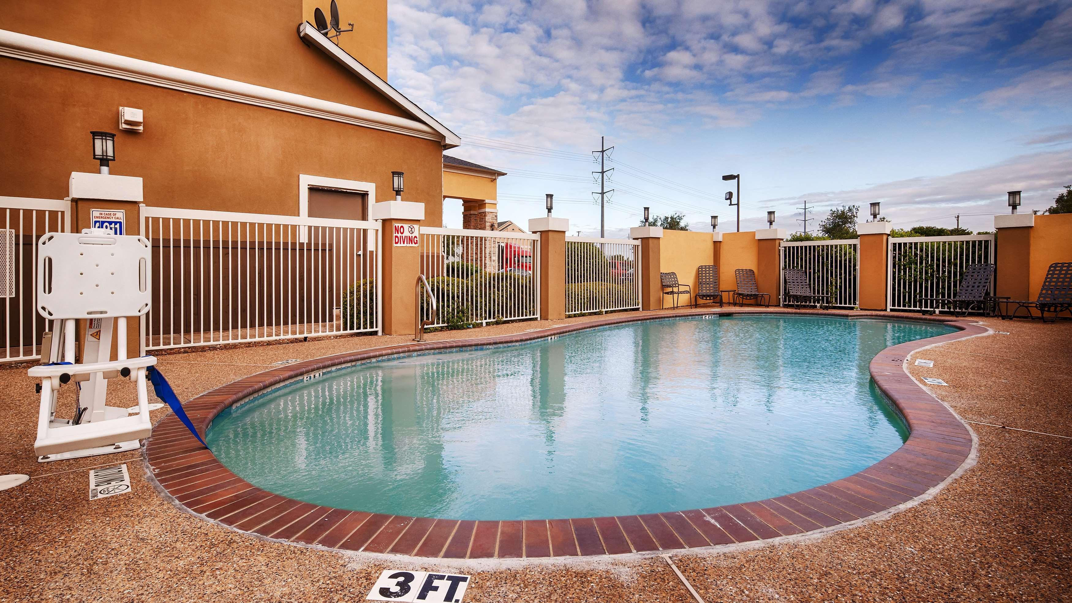 Best Western Plus Mckinney Inn And Suites Екстер'єр фото